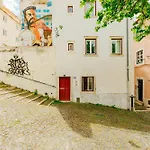 Rent4Rest Lisbon Downtown Tiny Studio Apartments